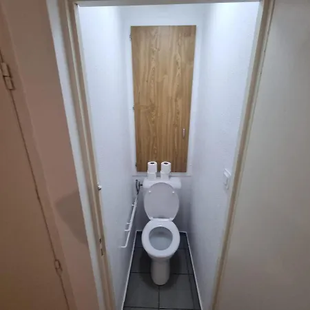 Le Buhlone Beautiful, Functional Apartman *