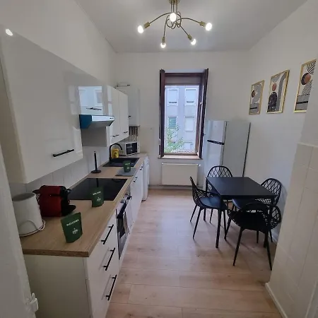 Le Buhlone Beautiful, Functional Apartman *